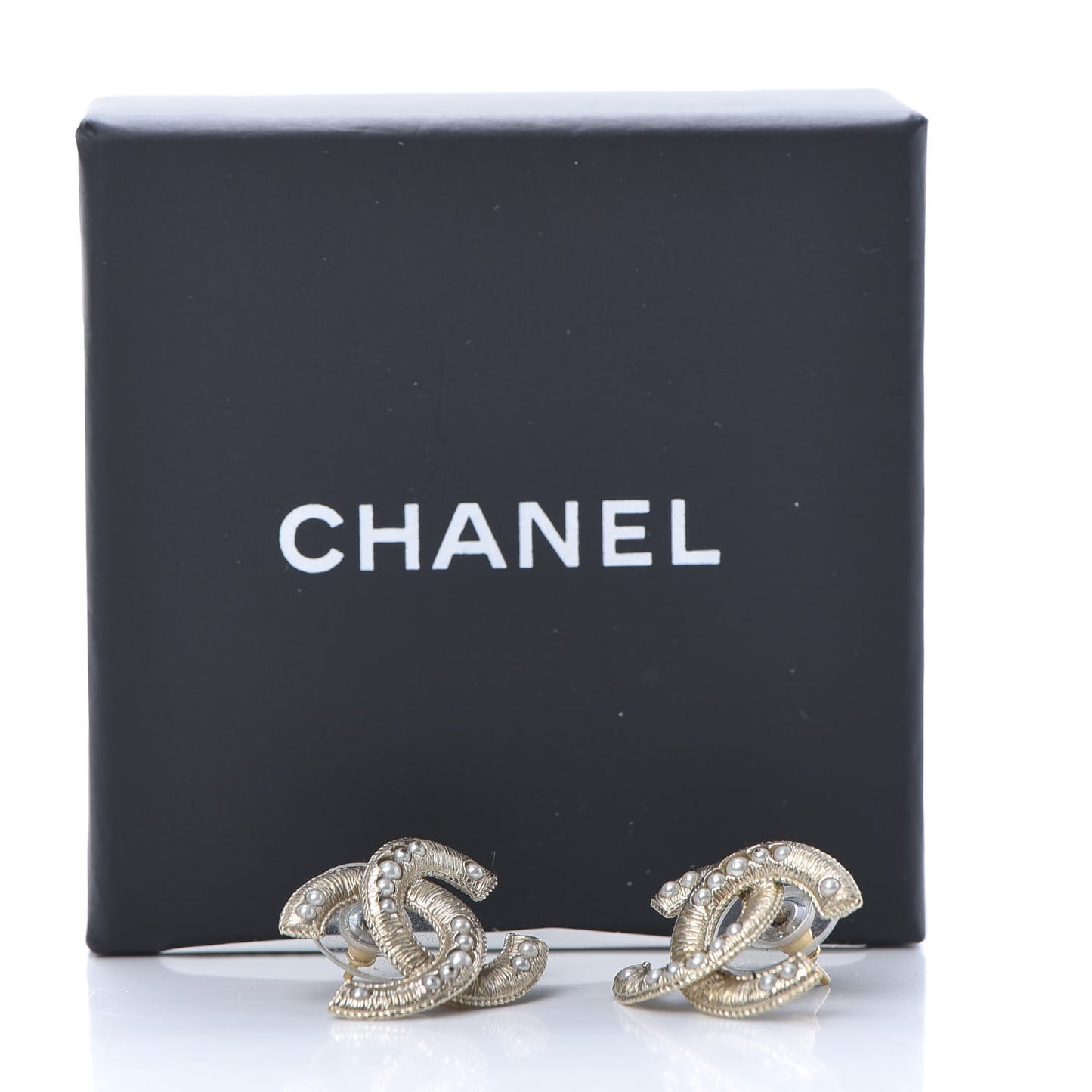 Pearl CC Earrings Gold