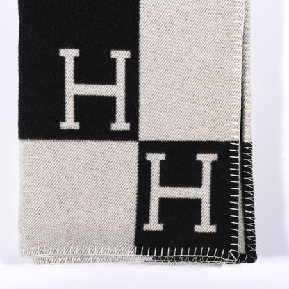 Hermes Wool Cashmere Avalon Blanket Ecru Gris Fonce 3 of 3