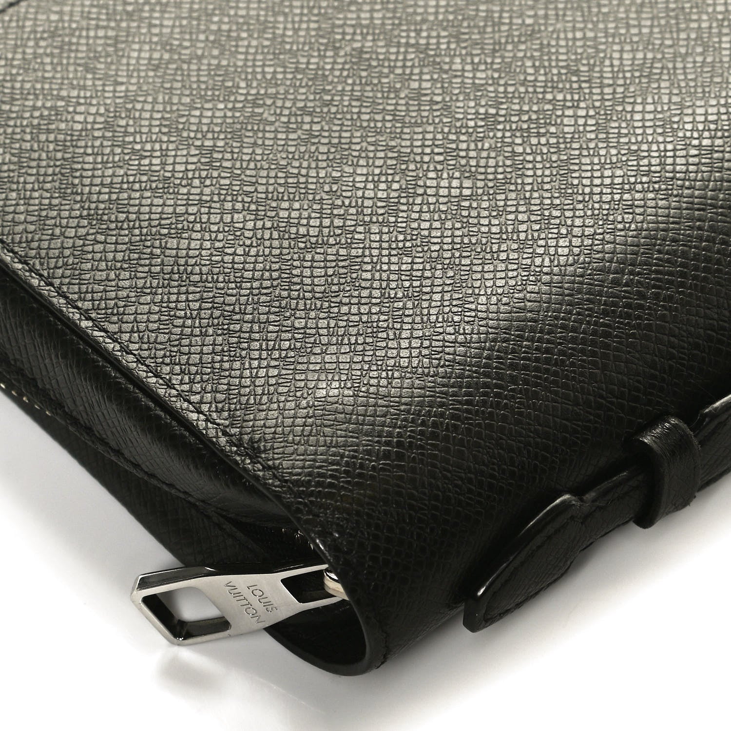 Louis Vuitton Taiga Zippy XL Wallet Black 8 of 9