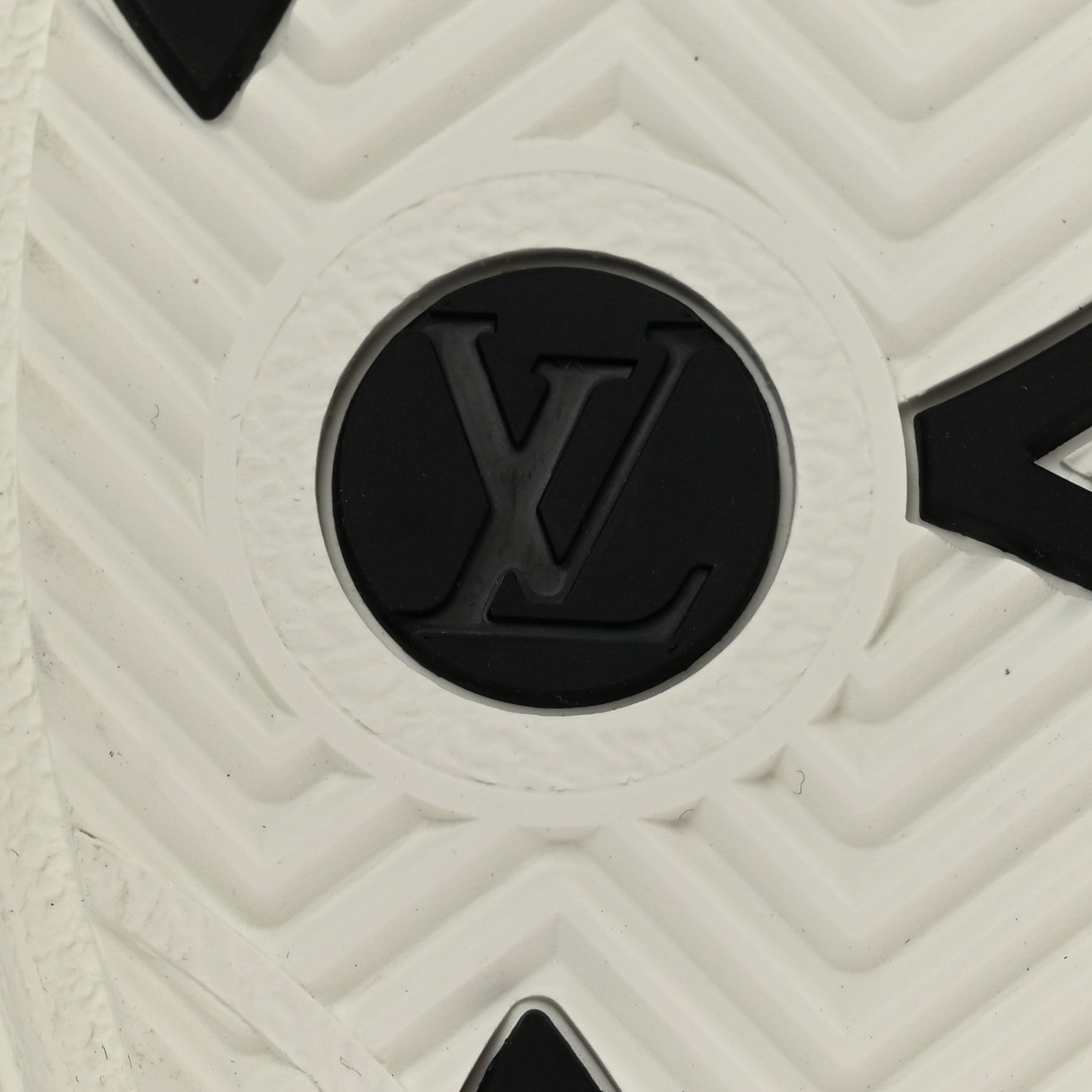 Louis Vuitton Charlie Sneakers White Cacoa 35 Brown 9 of 9