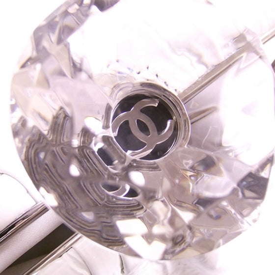 Vinyl Diamond Kiss lock Clutch Ivory