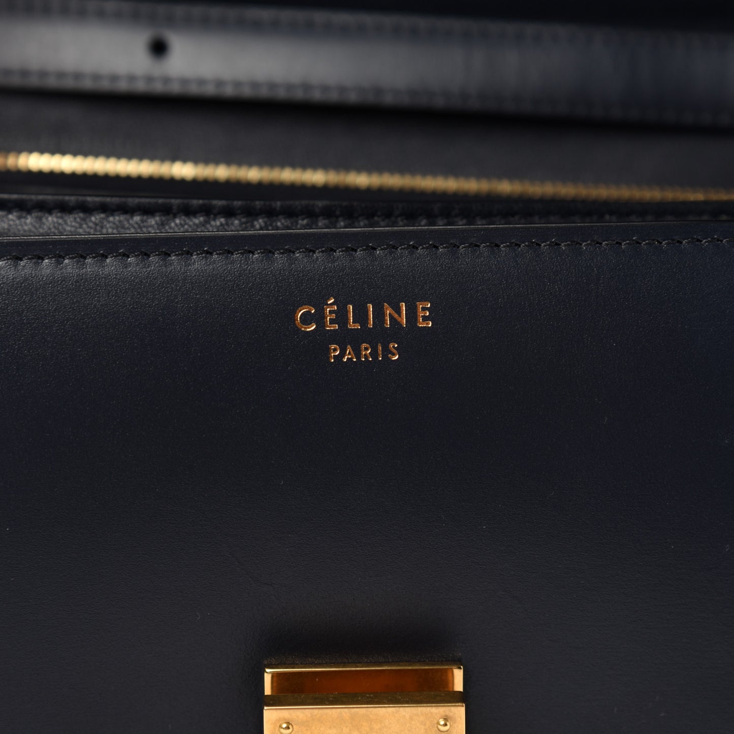 Box Calfskin Medium Classic Box Flap Bag Navy