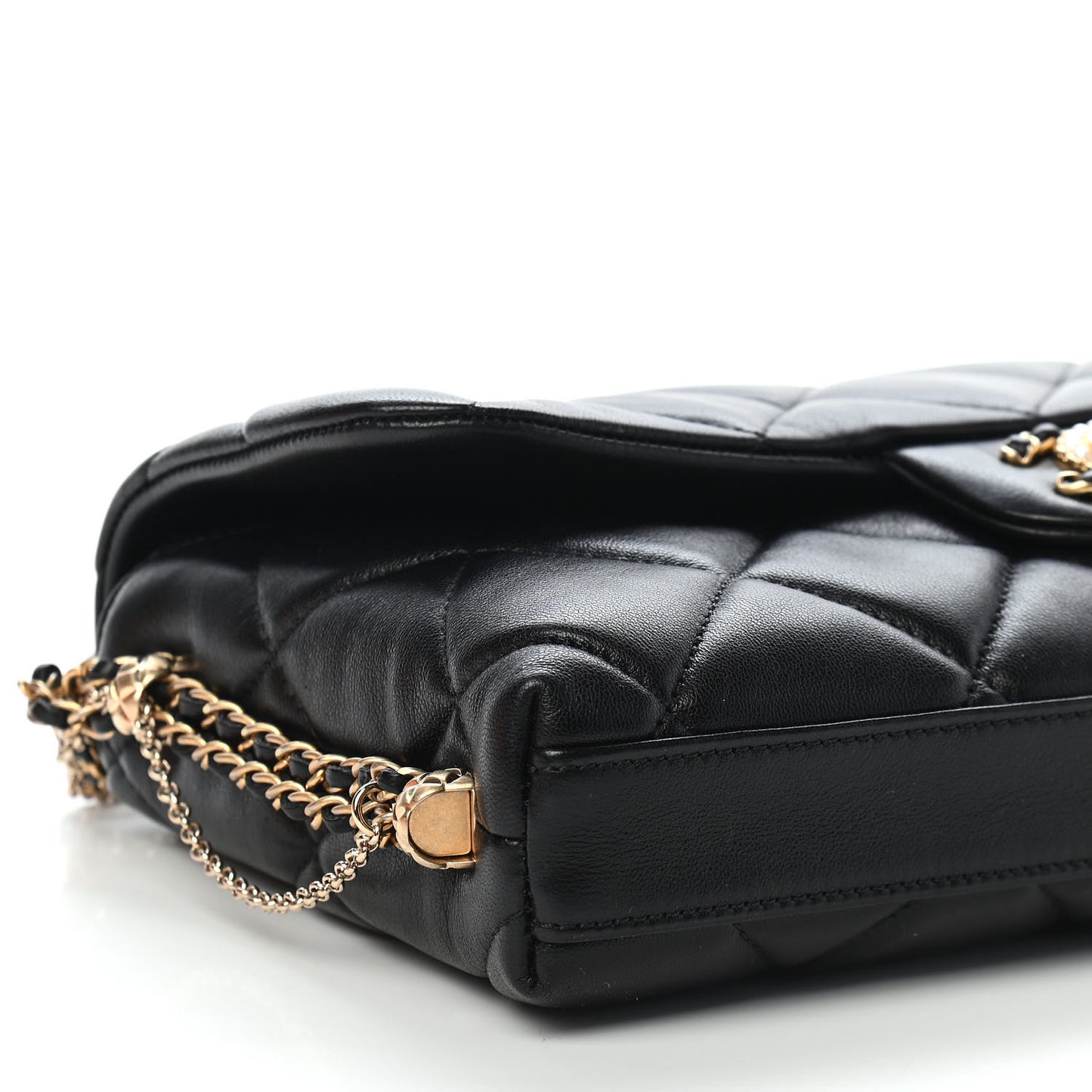 Lambskin Quilted Crush On Chains Flap Bag Black