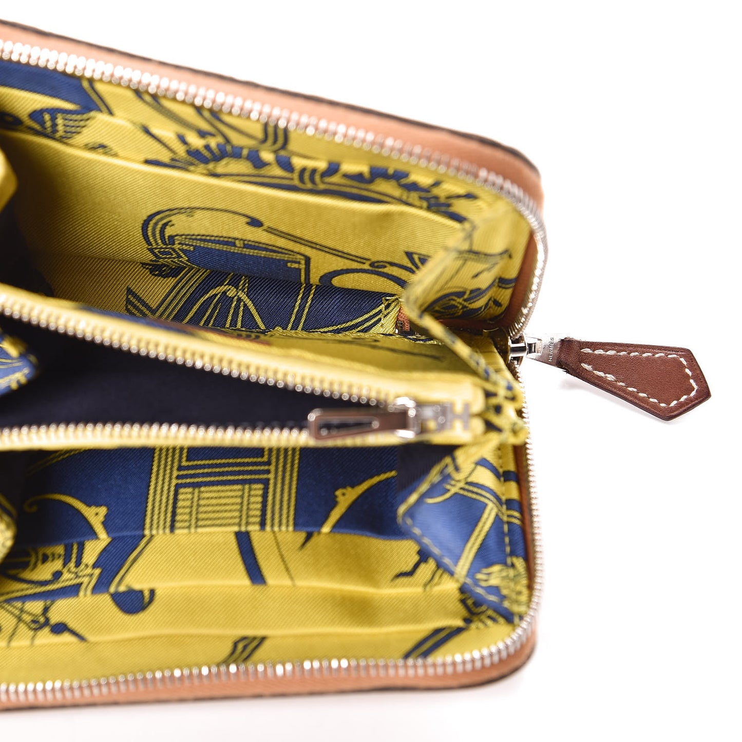 Epsom Silk'in Compact Wallet Gold