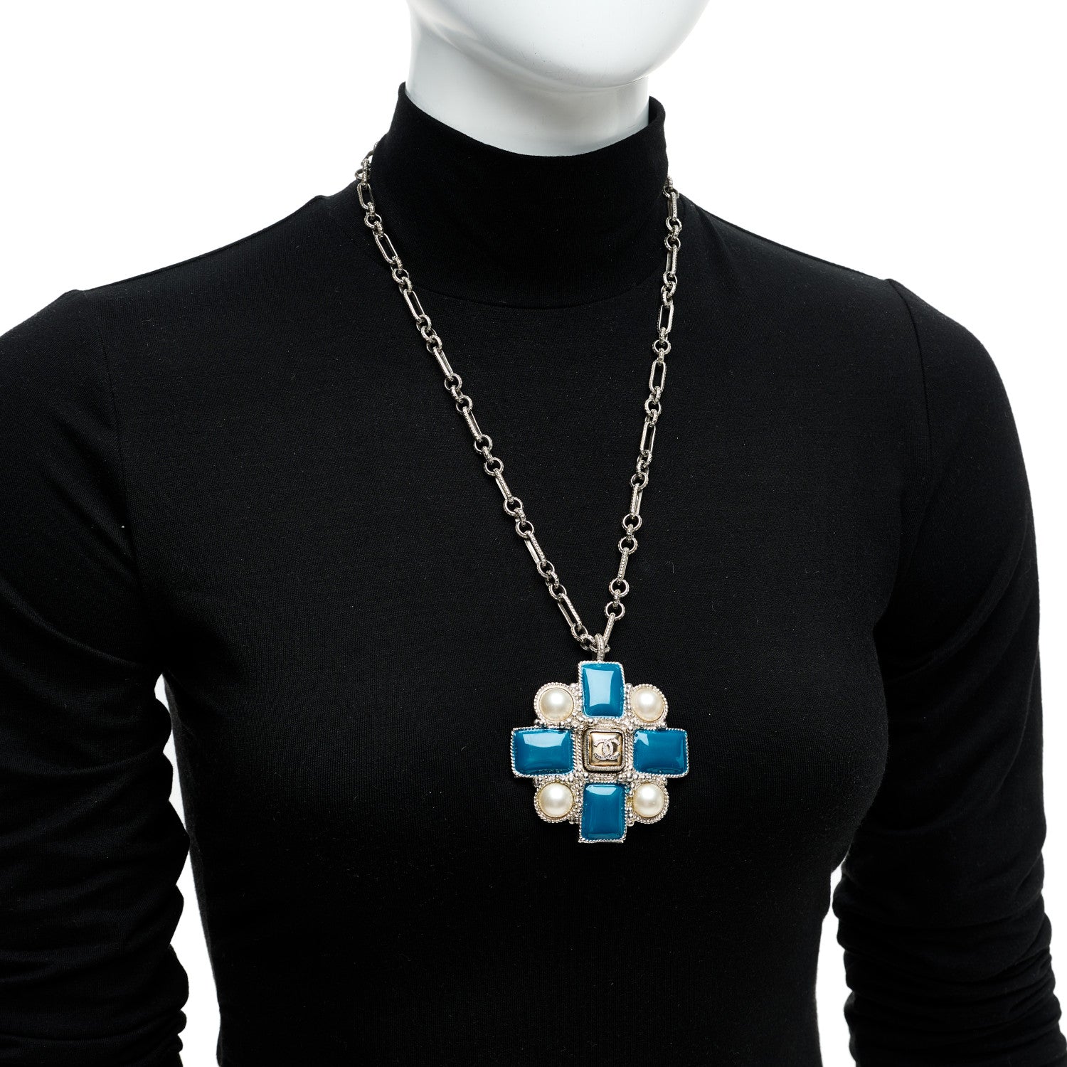Chanel Gripoix Poured Glass Pearl CC Pendant Necklace Turquoise Silver 2 of 6