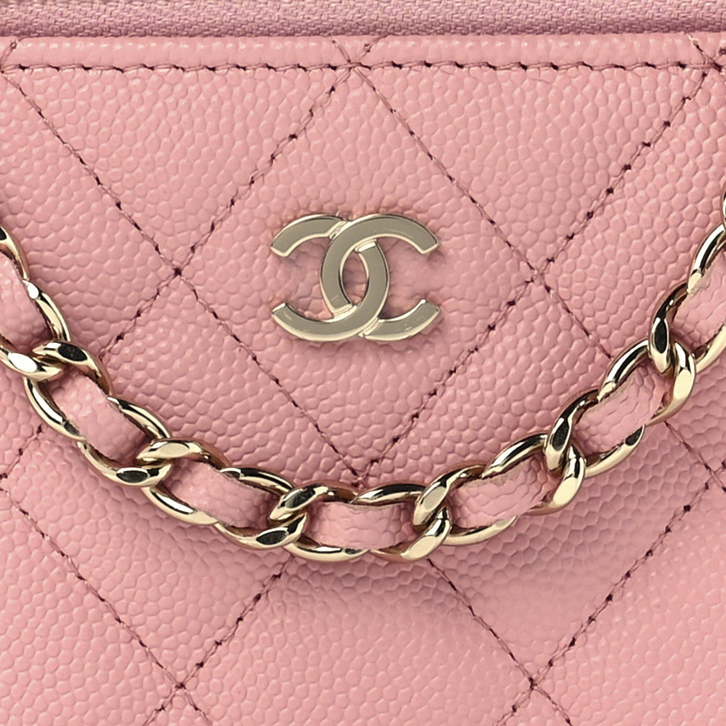 Caviar Quilted Small Vanity Case With Chain Pink