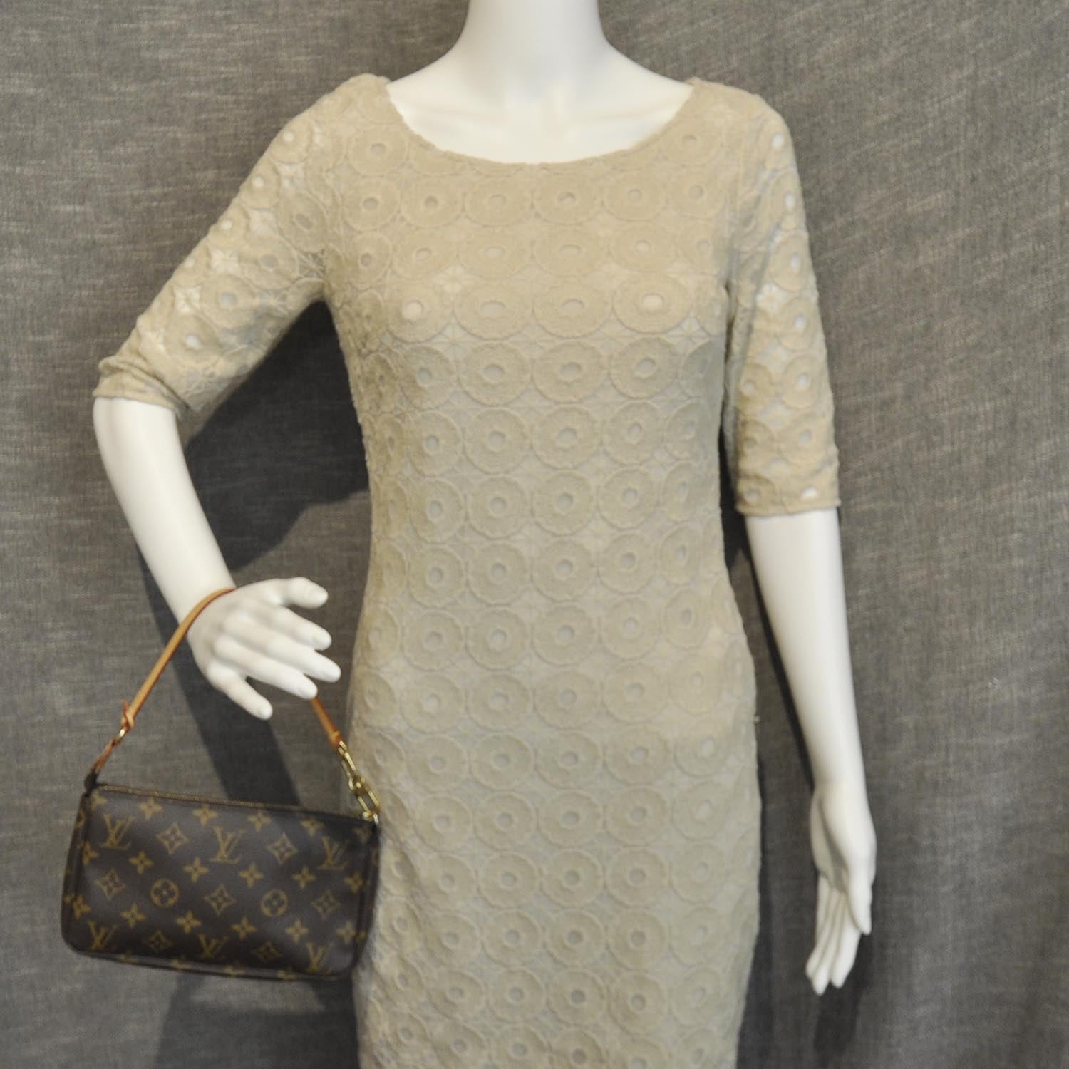 Louis Vuitton Monogram Pochette Accessories Bag 2 of 10