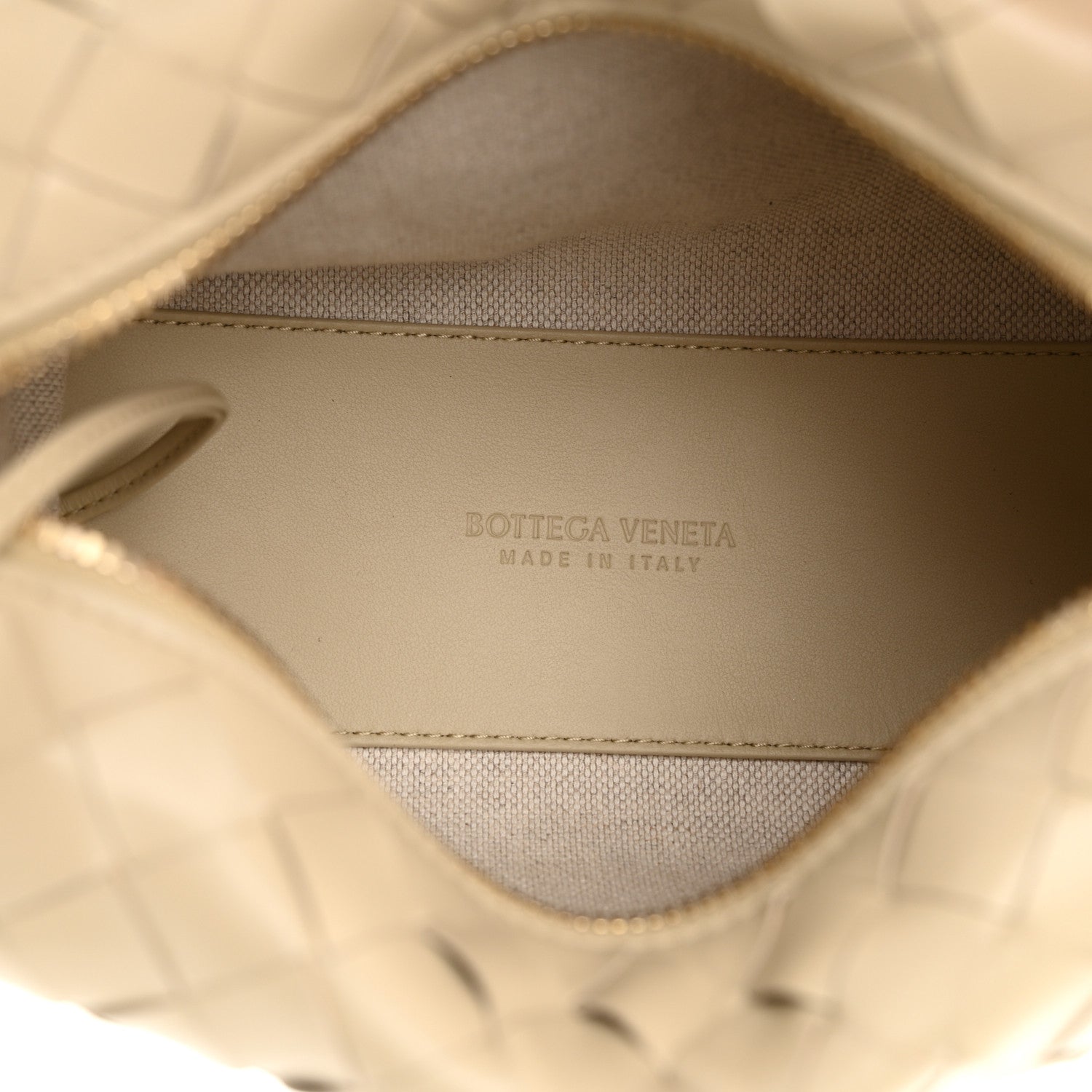 Bottega Veneta Calfskin Intrecciato Small Loop Top Handle Light Butterscotch 5 of 11