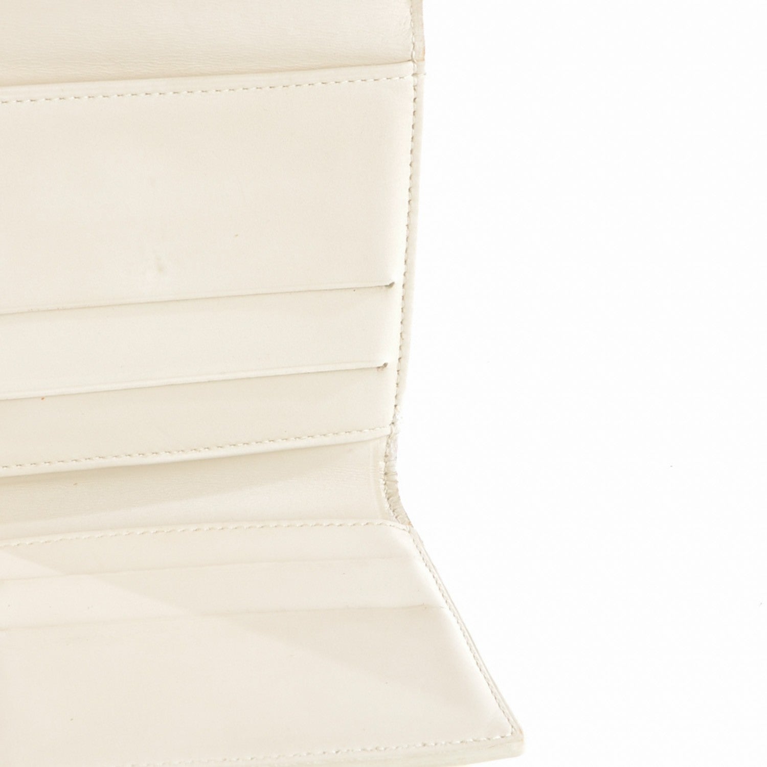 Louis Vuitton Vernis Elise Wallet Blanc Corail 6 of 10