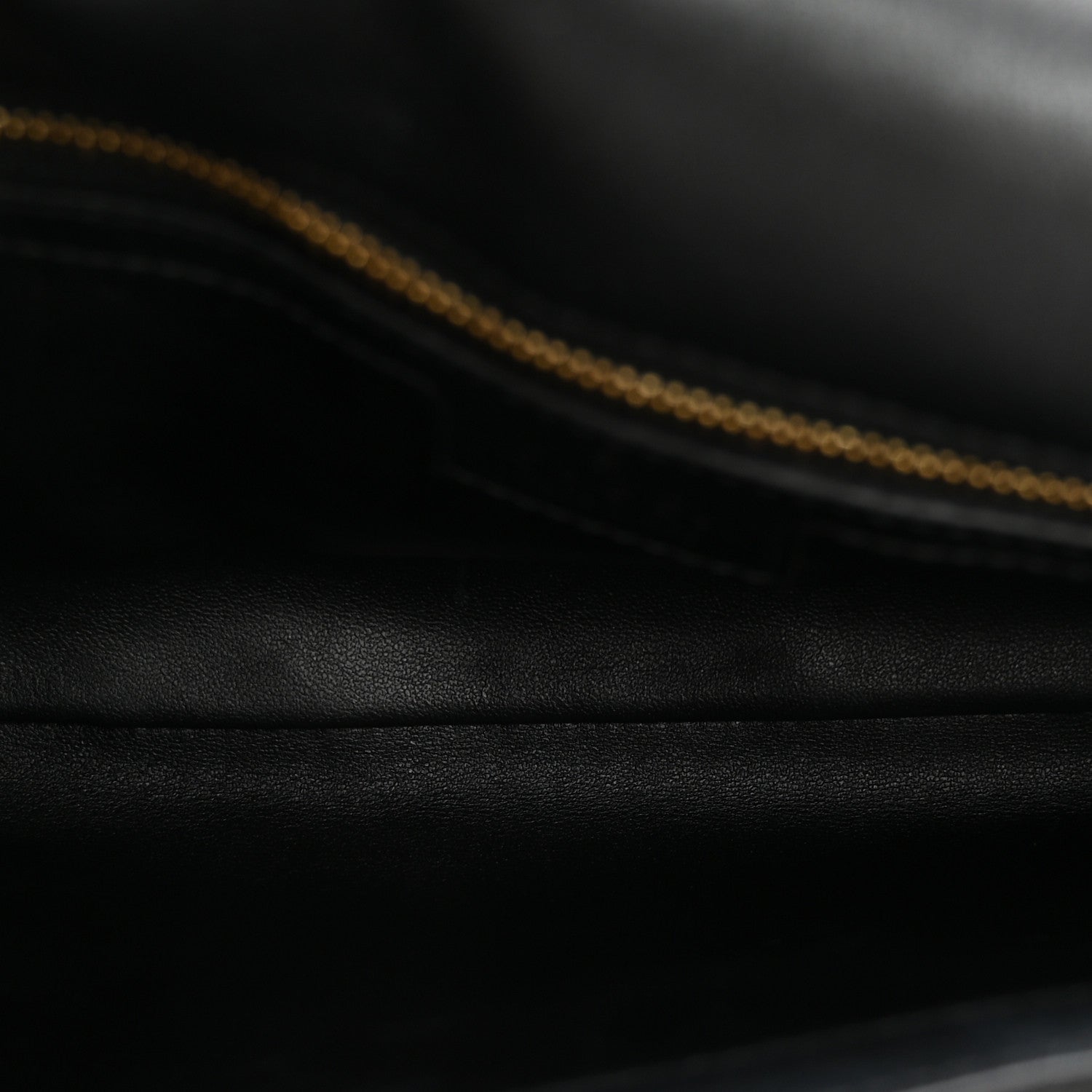 Gucci Roxy Calfskin Blondie Chain Shoulder Flap Bag Black 5 of 9