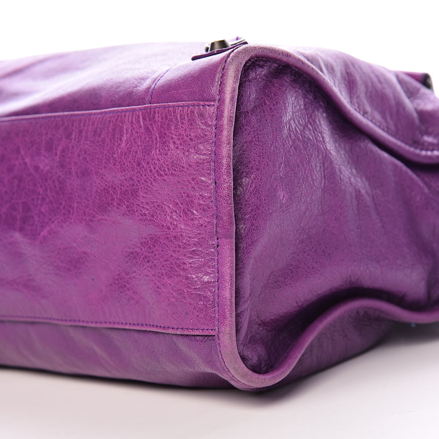 Agneau Classic Hardware City Ultraviolet