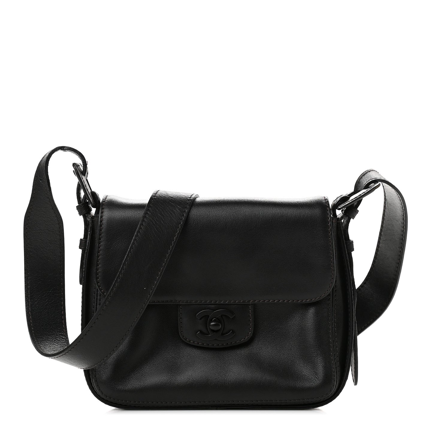 Calfskin Small Messenger So Black