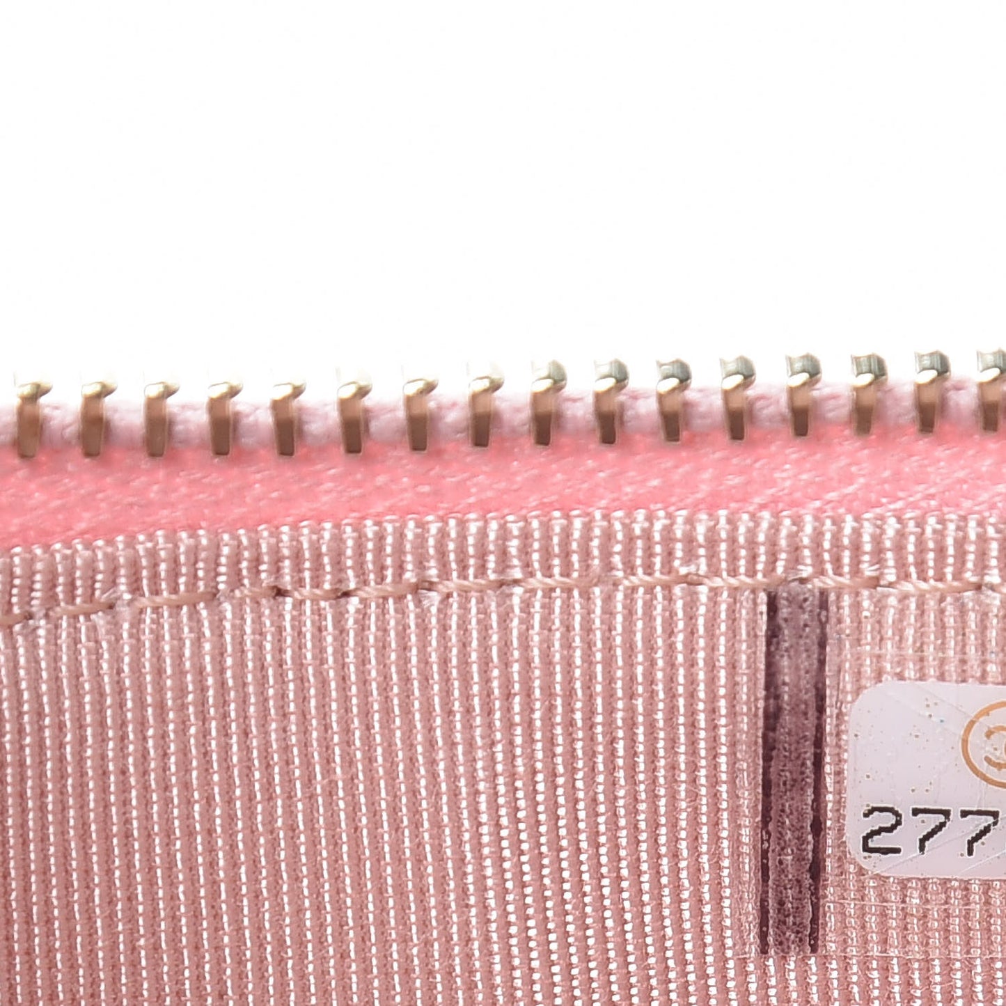 Iridescent Caviar Quilted Classic iPhone Pouch Rose Pink