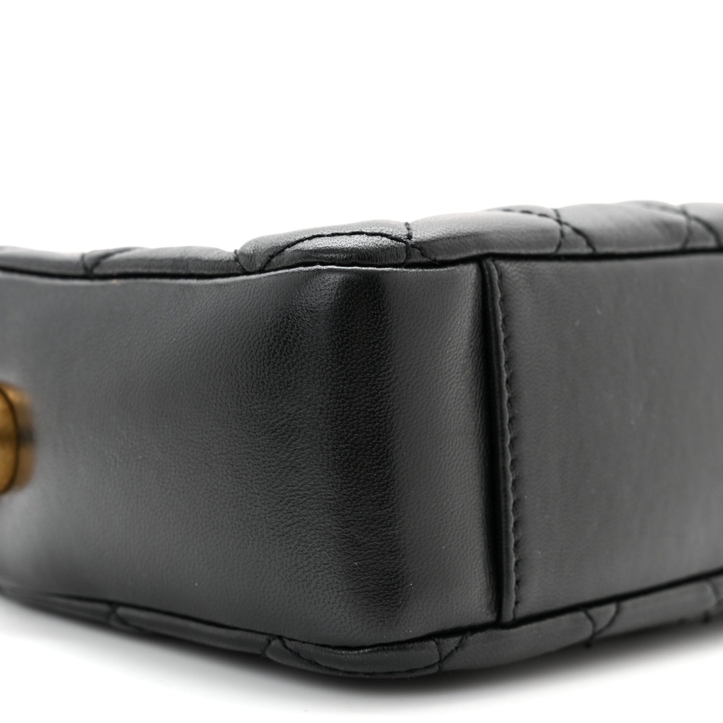 Lambskin Quilted CC Pearl Crush Camera Case Black