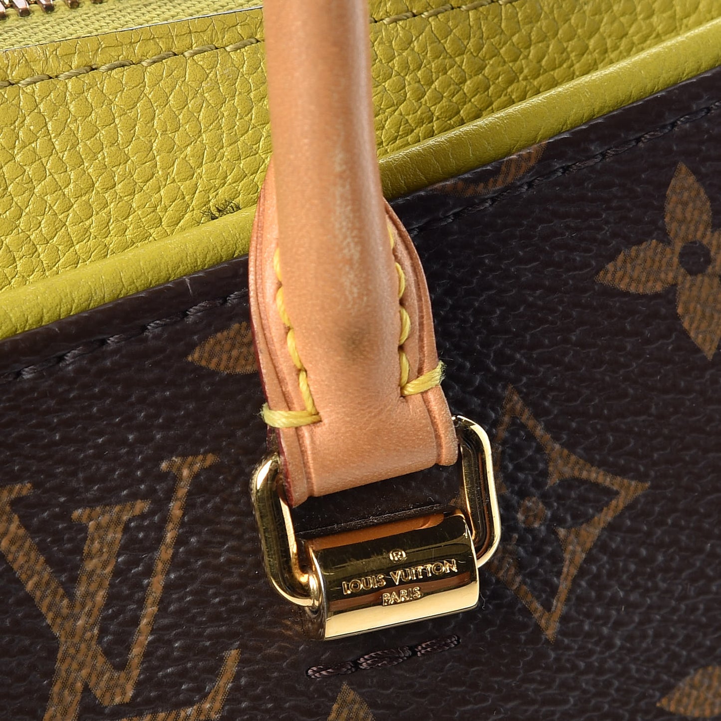 Monogram Pallas Pistache