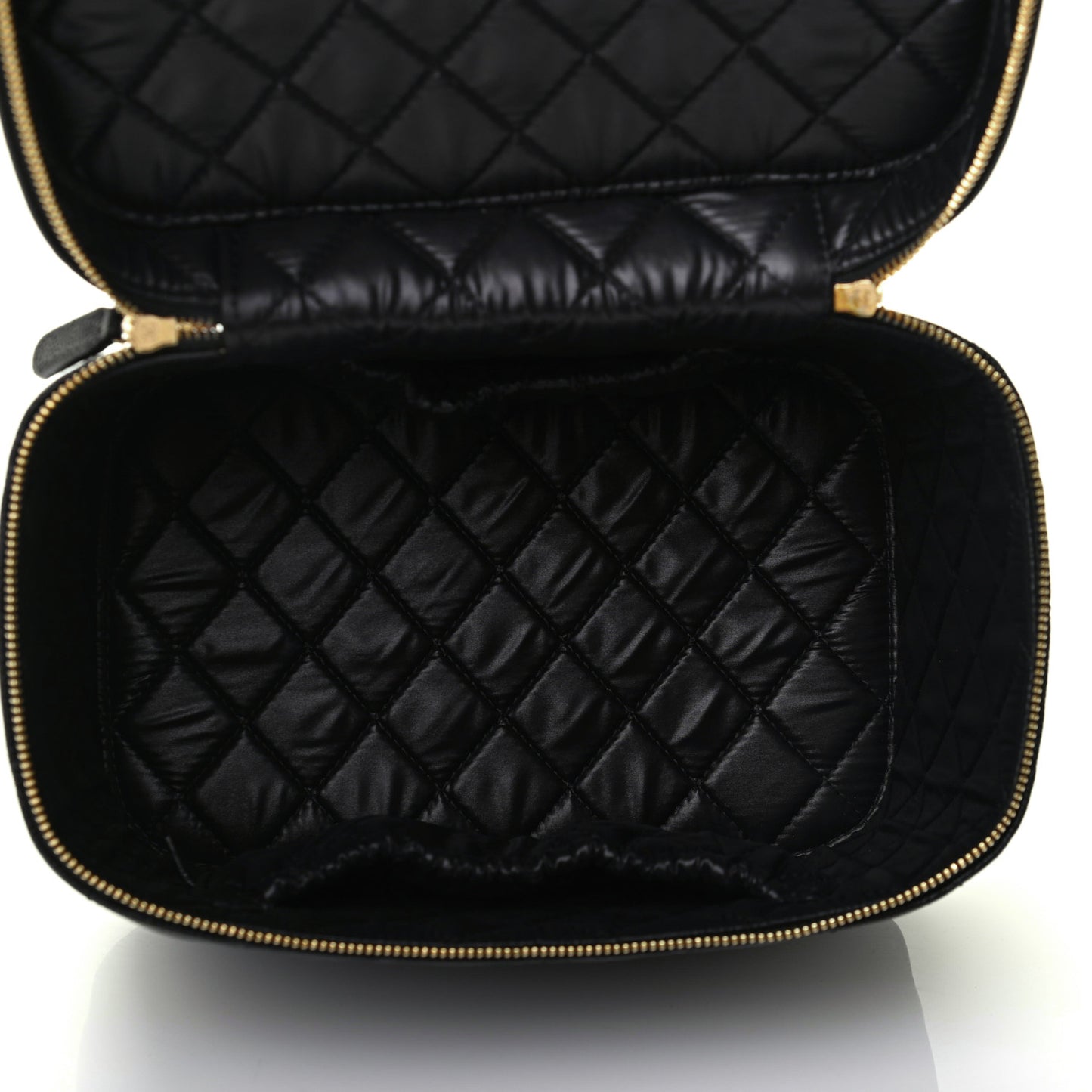 Caviar Quilted Large Vanity Pouch Black