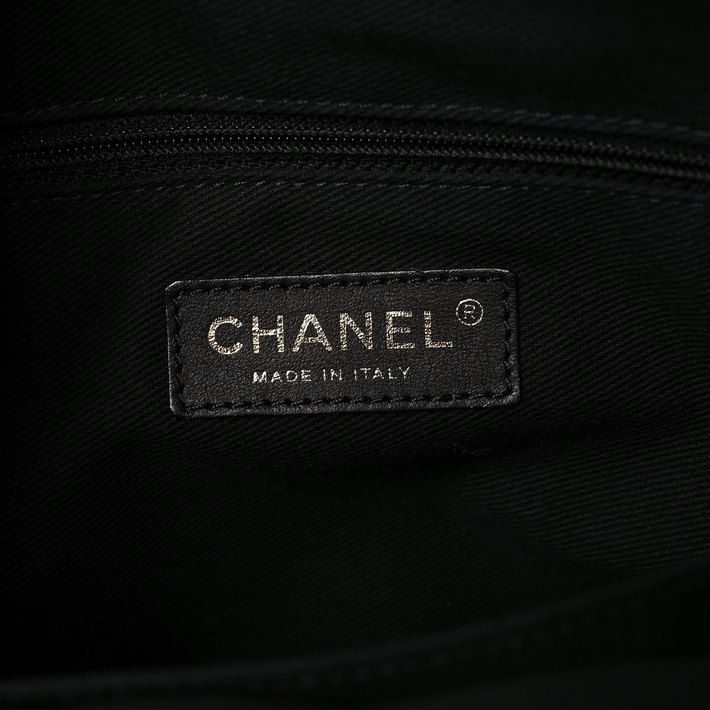 Caviar Quilted CC Timeless Soft Tote Black