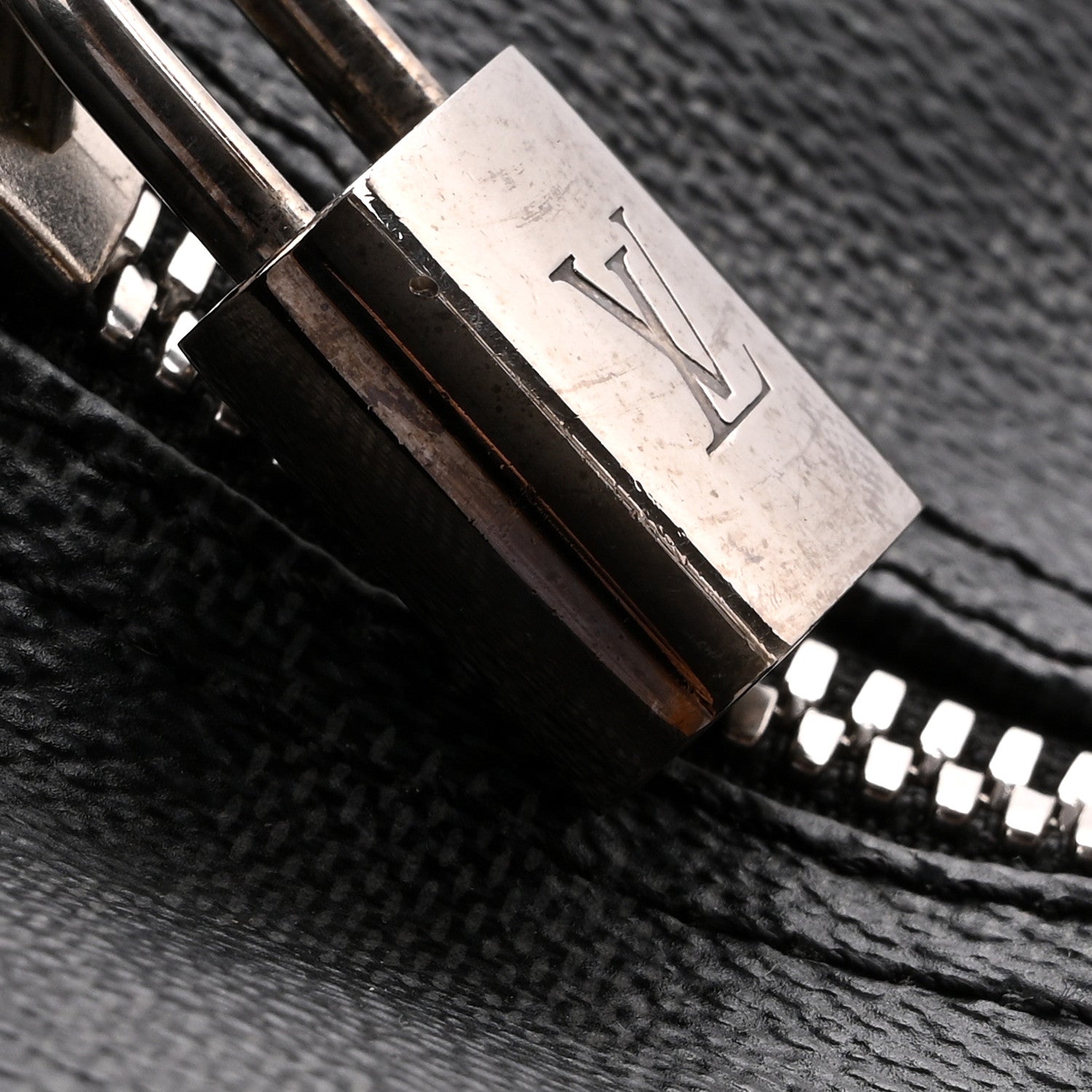 Louis Vuitton Damier Graphite Keepall Bandouliere 55 14 of 15