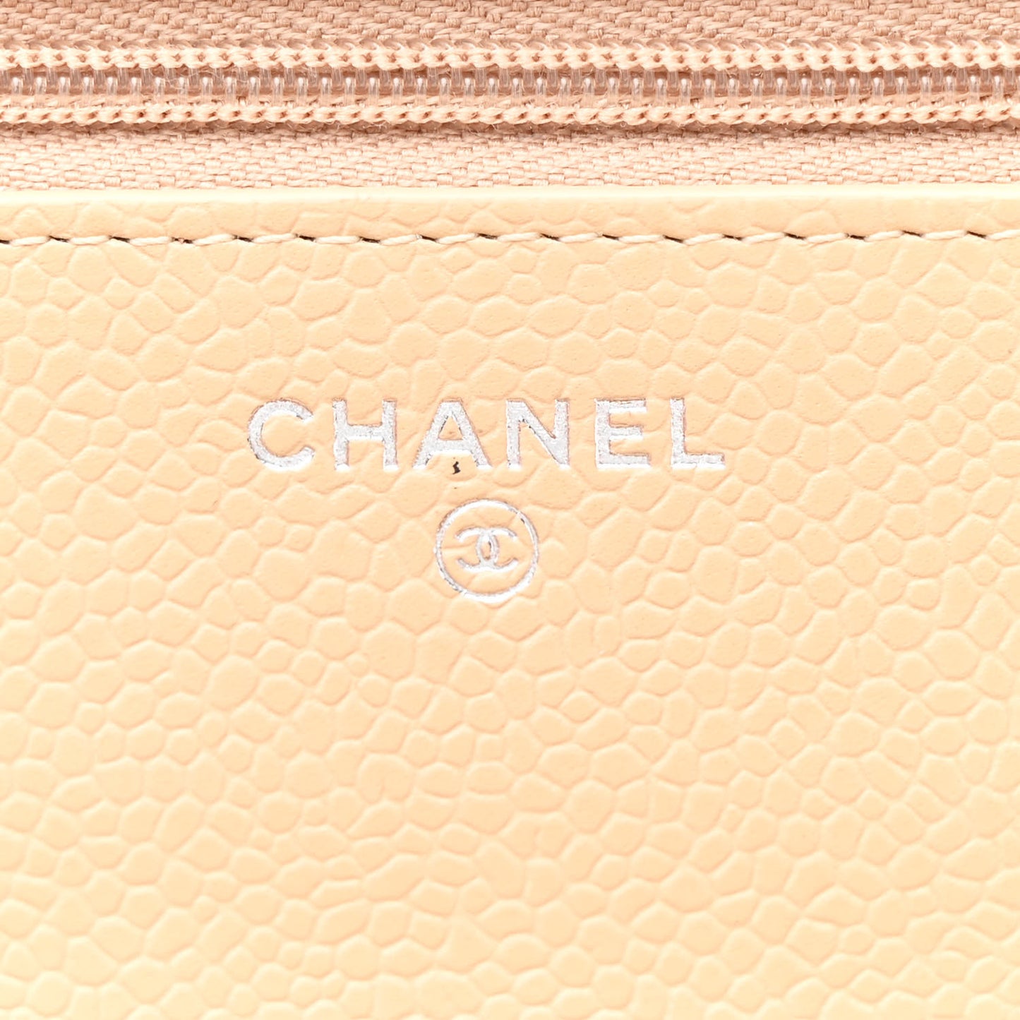 Caviar Quilted Wallet On Chain WOC Beige