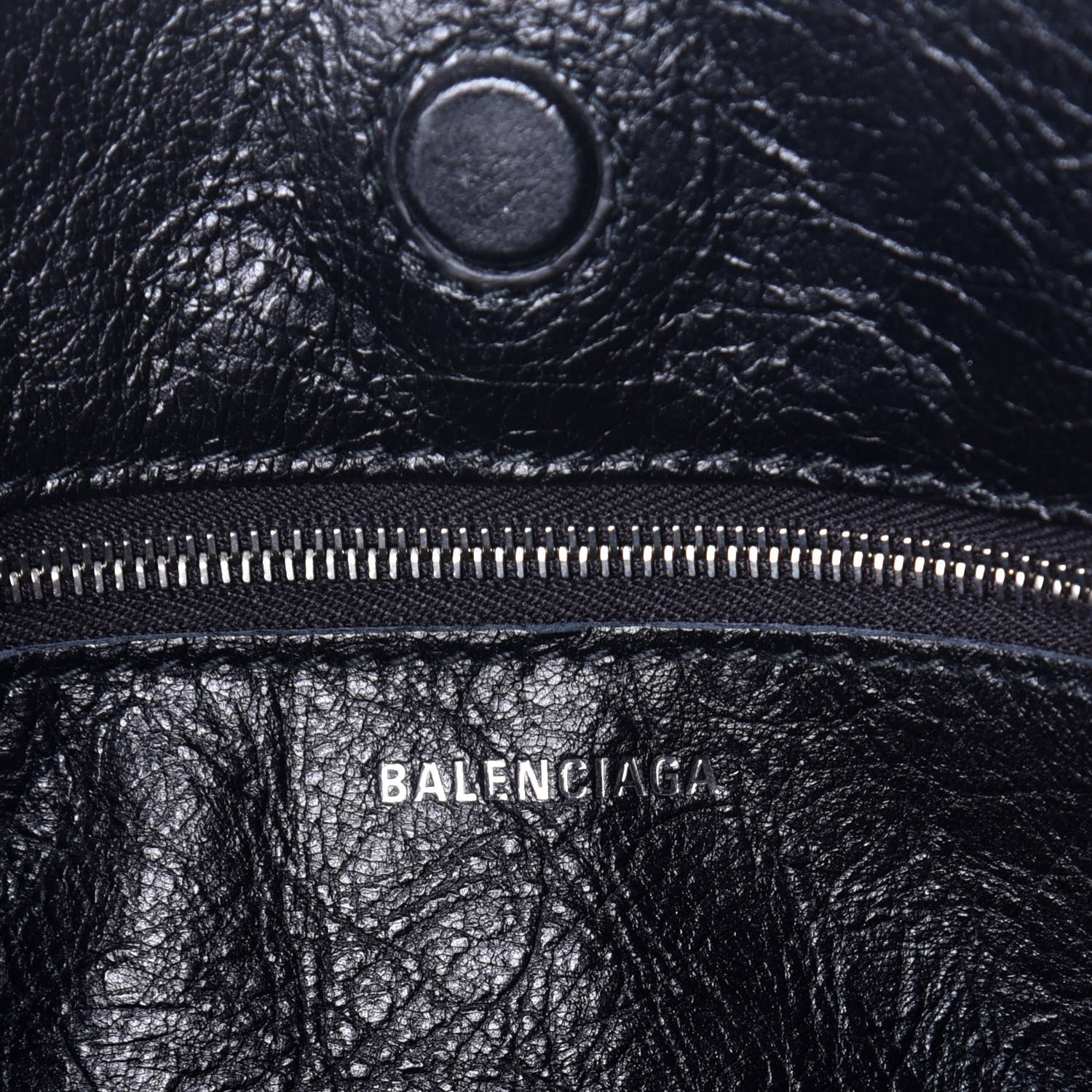 Balenciaga Agneau Graffiti Papier A6 Zip Around Tote Black 7 of 10