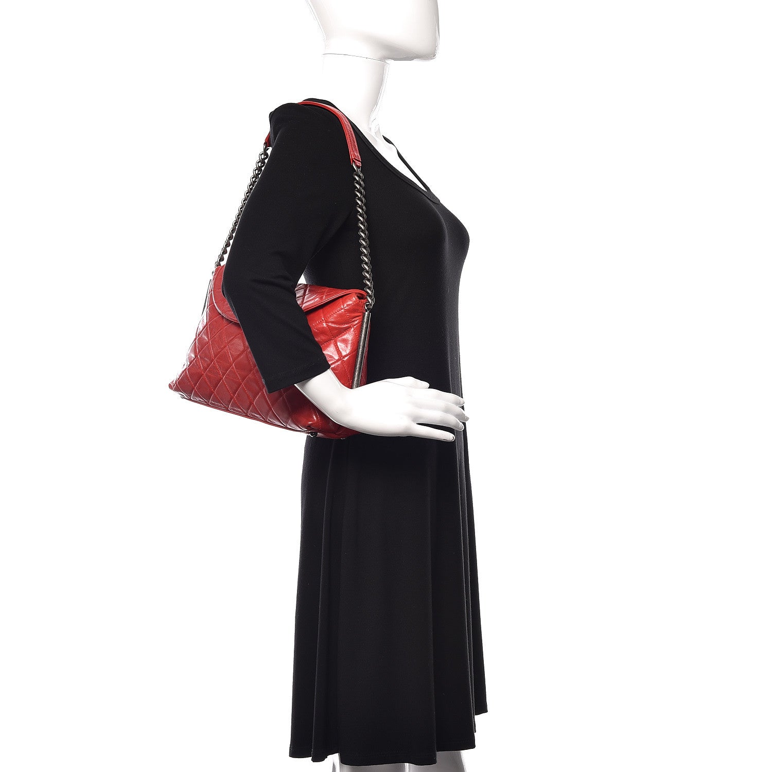 Chanel Glazed Calfskin Hobo Red 2 of 10