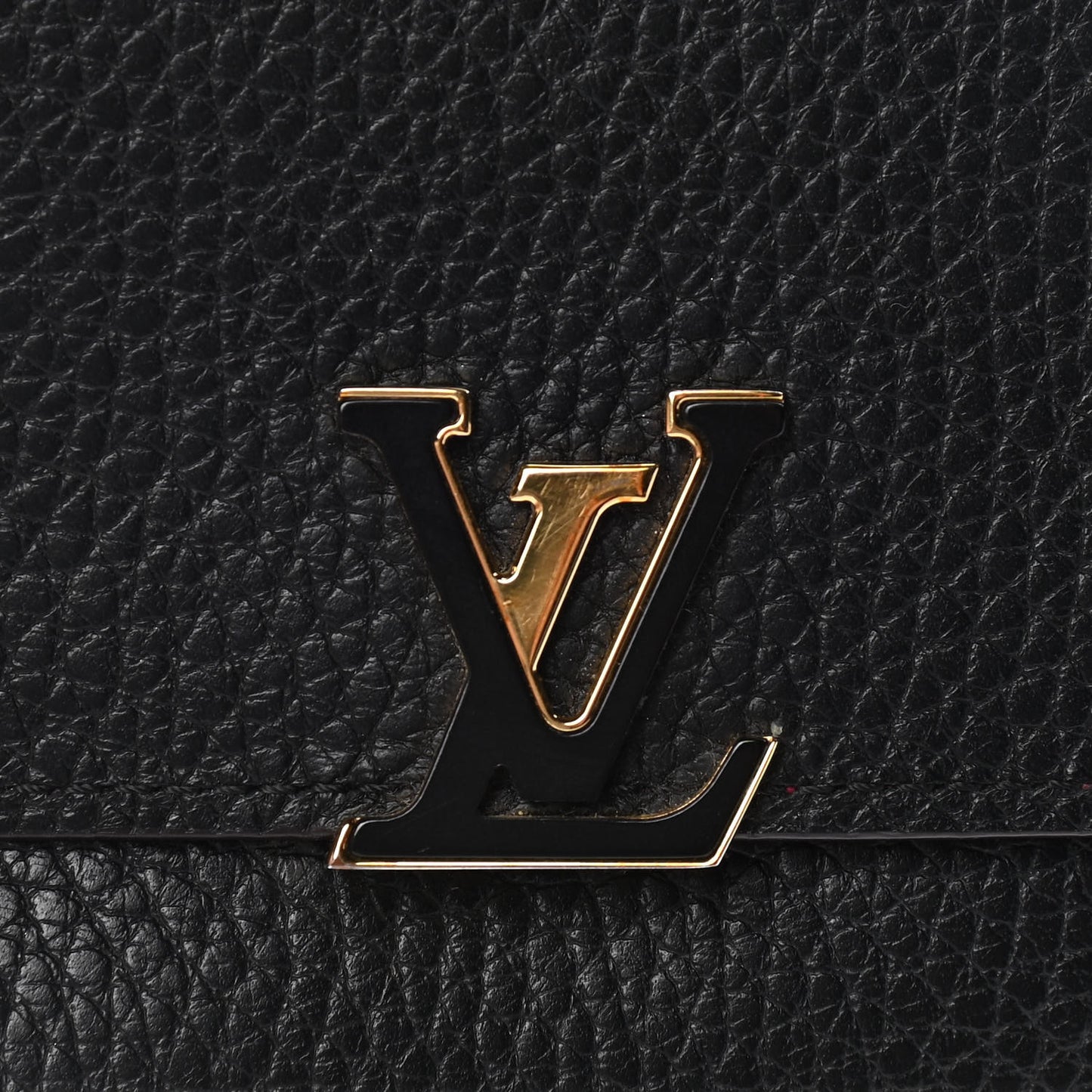 Taurillon Capucines Compact Wallet Black