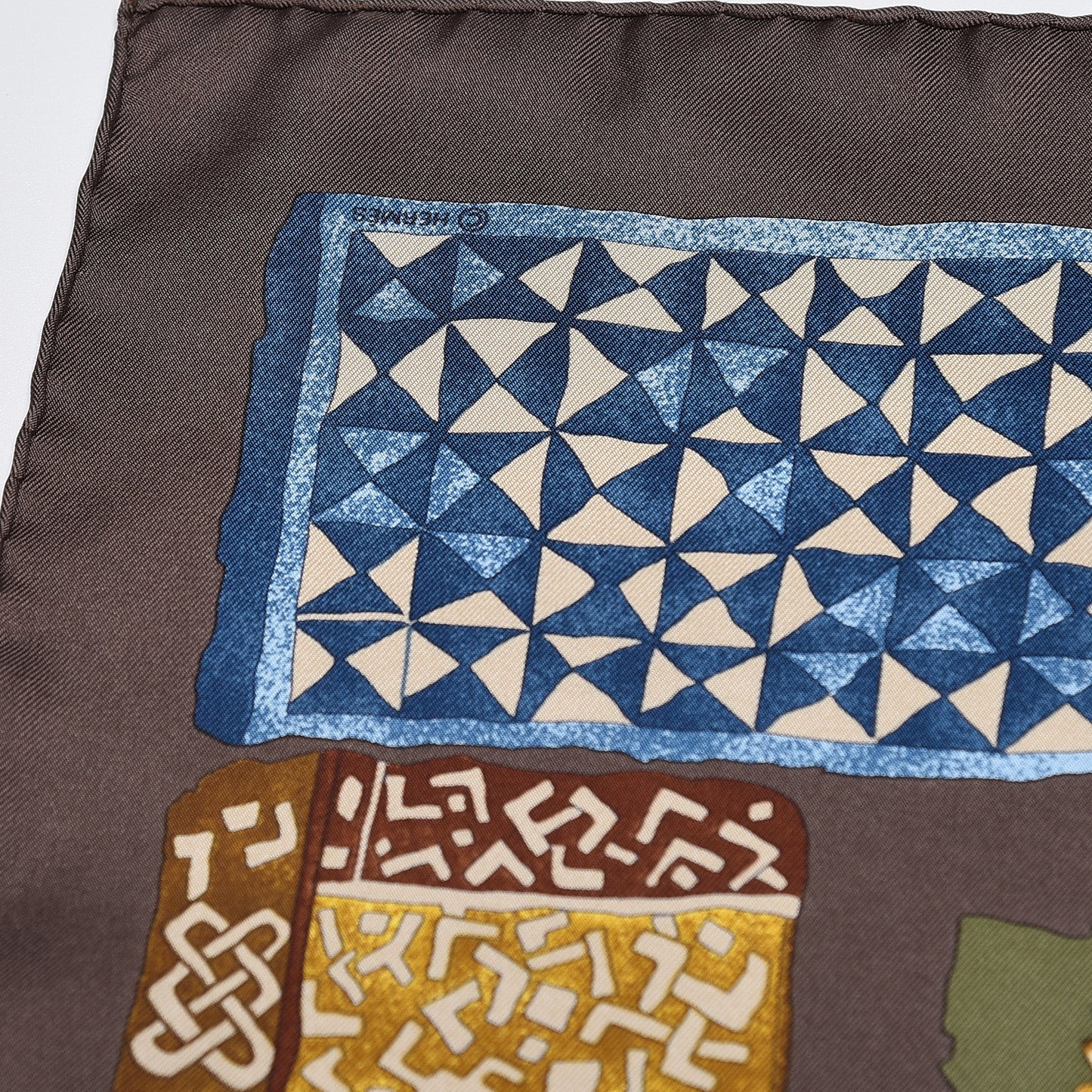 Silk Persona Scarf 90