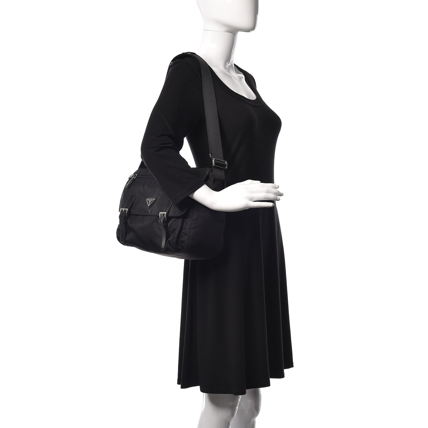Nylon Vela Messenger Bag Black