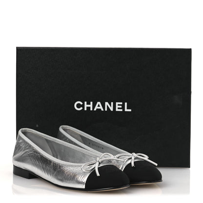 Chanel Laminated Crumpled Lambskin Grosgrain Cap Toe CC Ballerina Flats 36.5 Silver Black 12 of 12