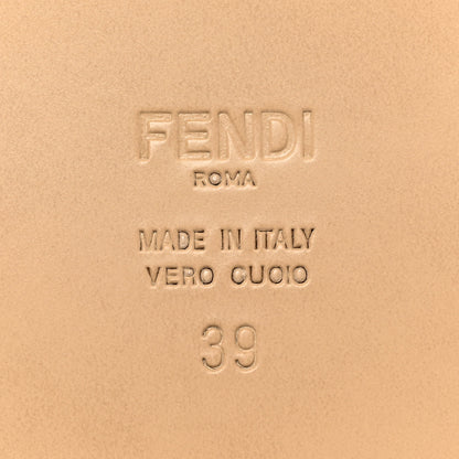 Fendi Metallic Nappa Fendi O'Lock Gladiator Flat Sandals 39 Argento Stagno Champagne 6 of 7