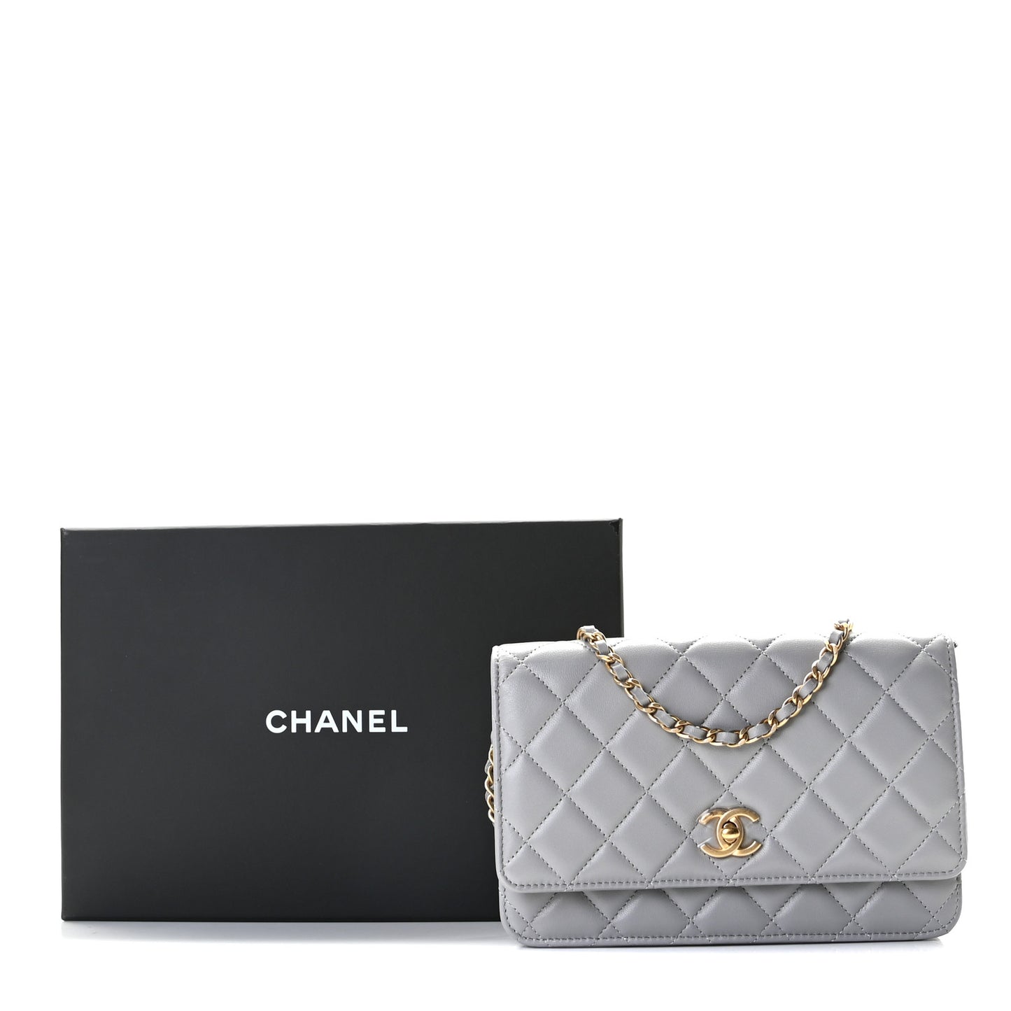 Lambskin Quilted CC Pearl Crush Wallet on Chain WOC Grey