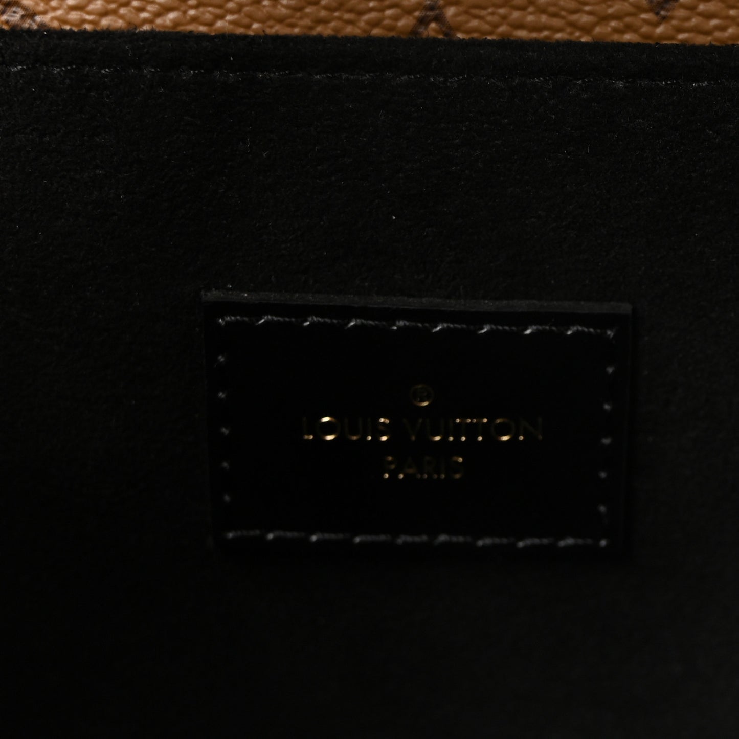 Reverse Monogram Pochette Metis