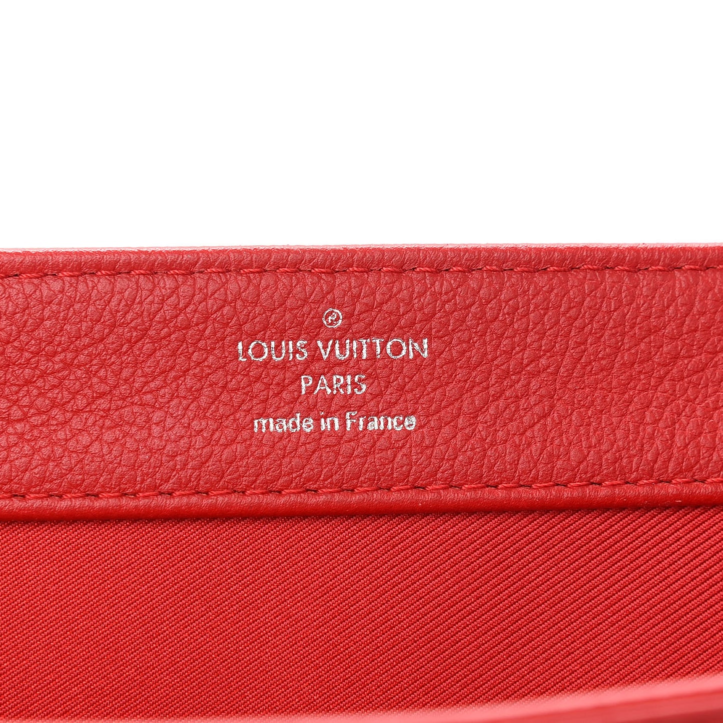 Calfskin Lockme II Chain Bag BB Rubis