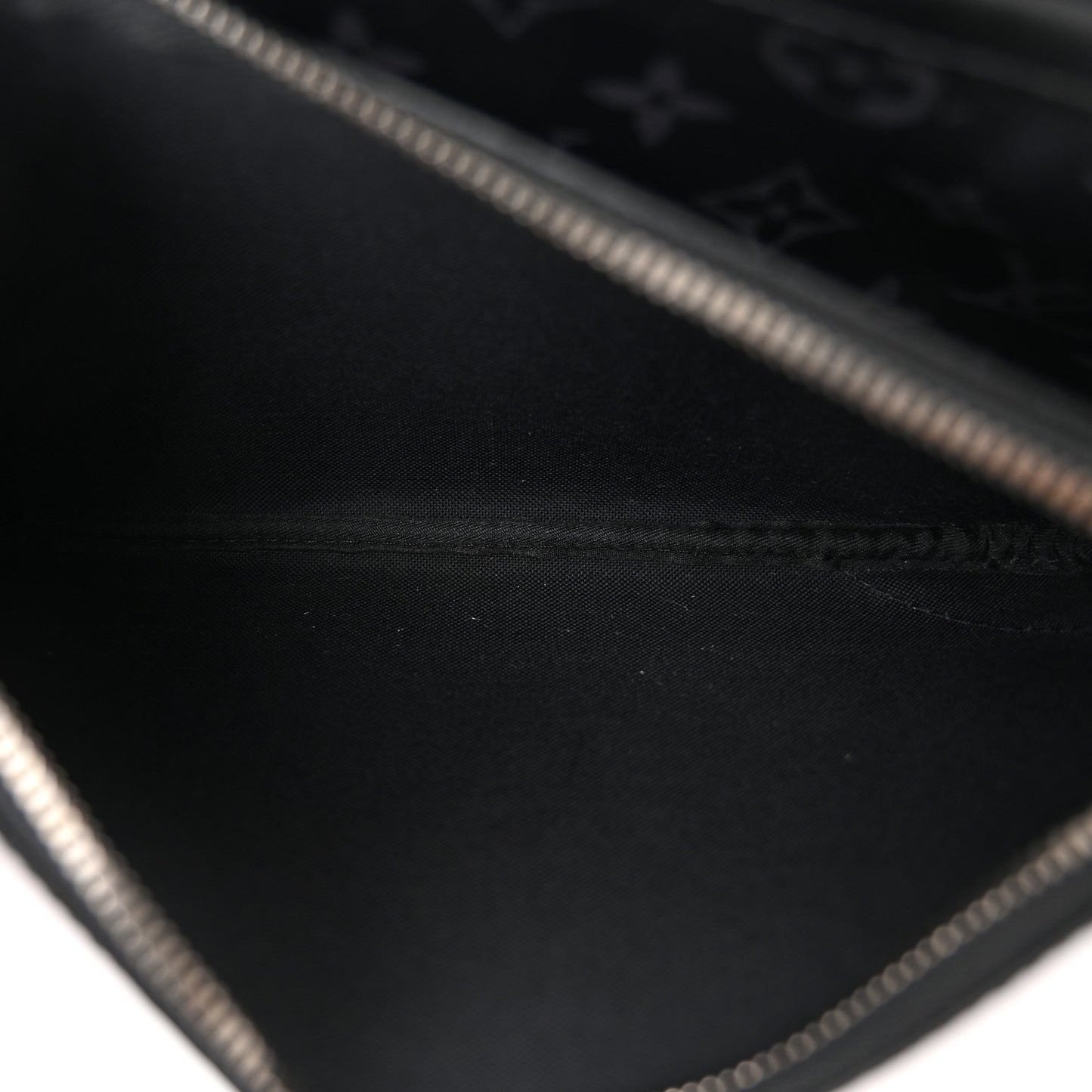 Reverse Monogram Eclipse Trio Messenger