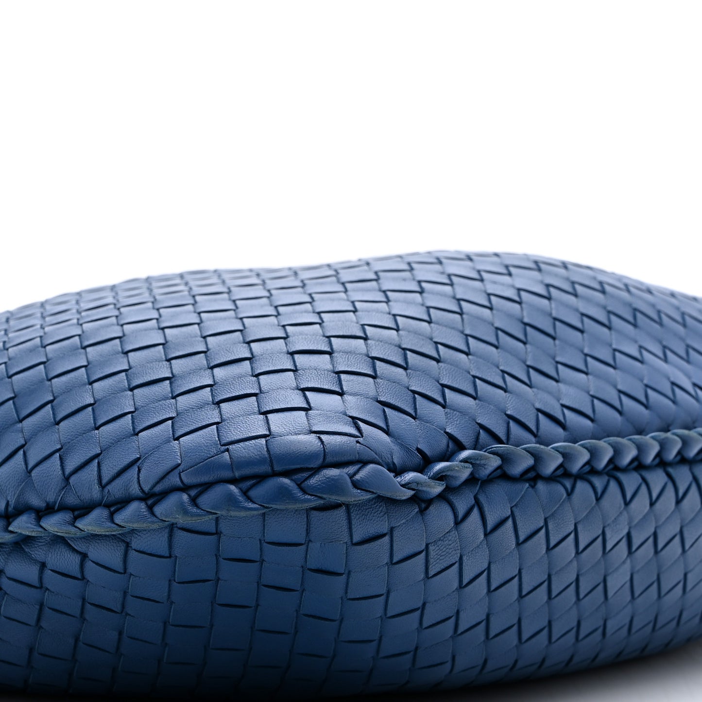 Nappa Intrecciato Medium Veneta Hobo Cobalt