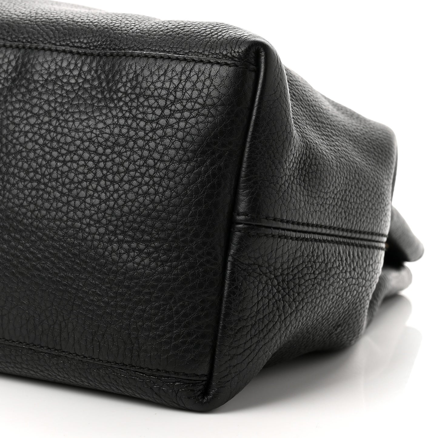 Pebbled Calfskin Medium Soho Chain Shoulder Bag Black