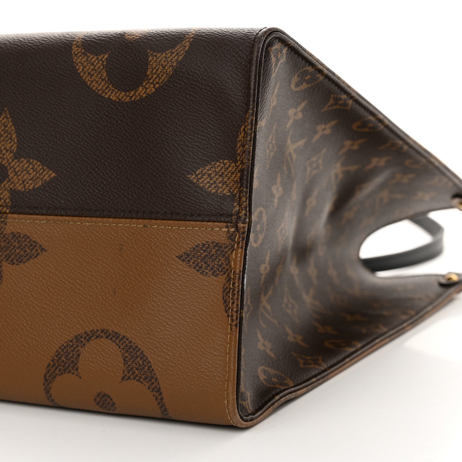 Louis Vuitton Reverse Monogram Giant Onthego GM 8 of 11
