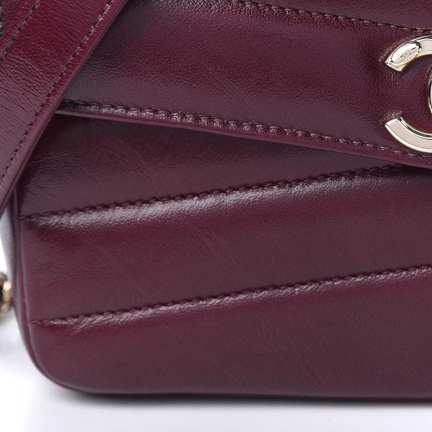 Shiny Lambskin Quilted Small Chevron Miroir Burgundy