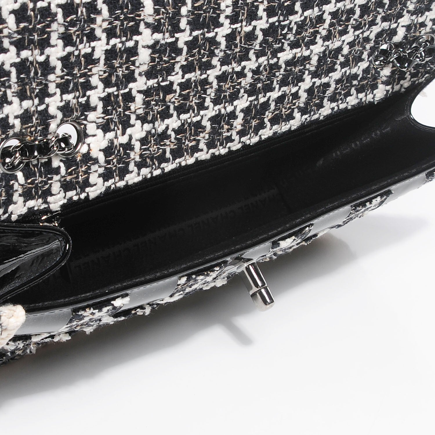 Chanel Tweed Vinyl Woven Medium Single Flap Black White 7 of 9