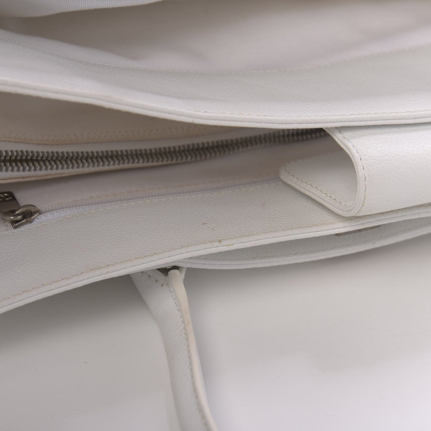 Calfskin Cerf Executive Shopper Tote White
