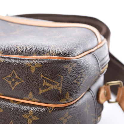 Louis Vuitton Monogram Reporter PM 17 of 19