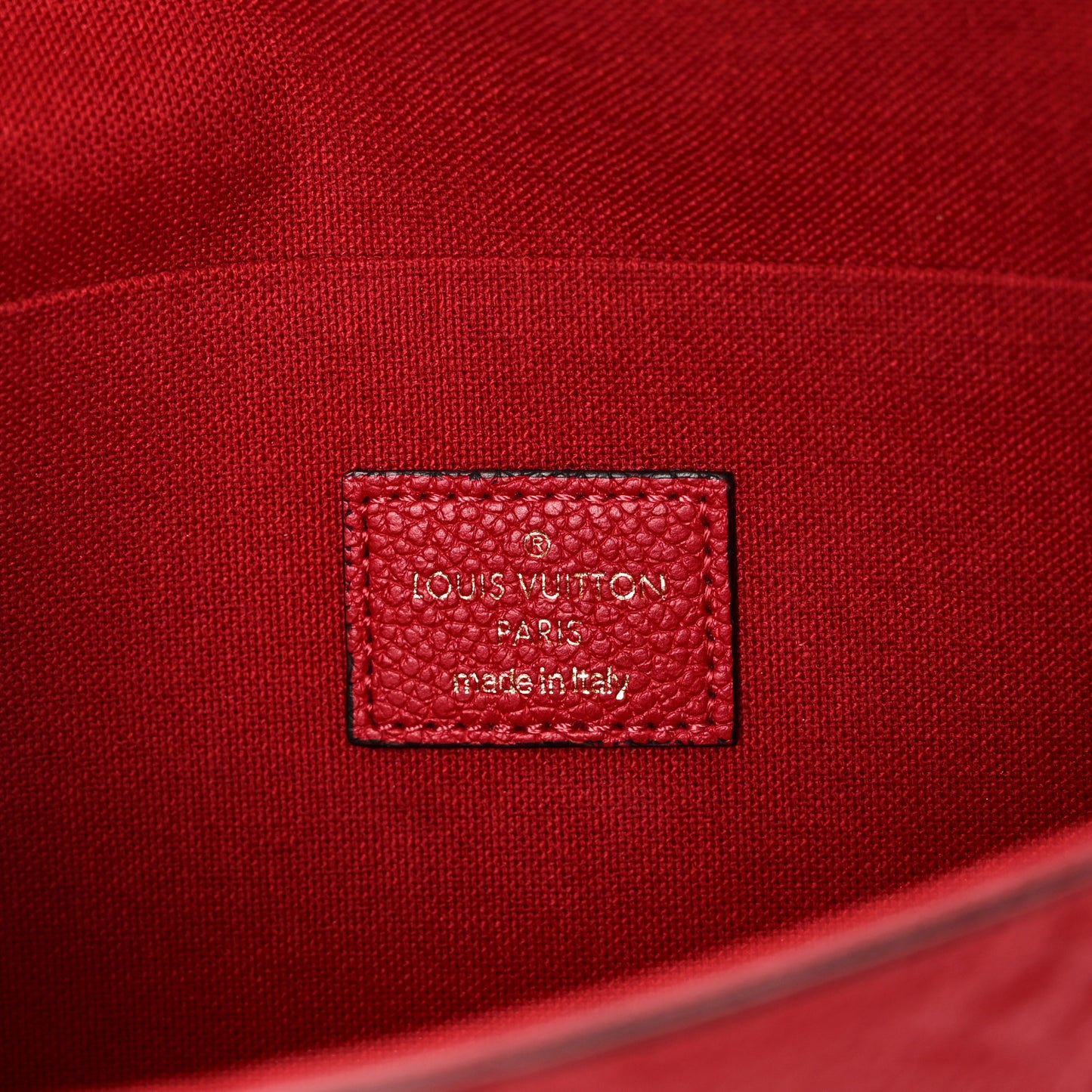 Empreinte Pochette Felicie Chain Wallet Scarlet