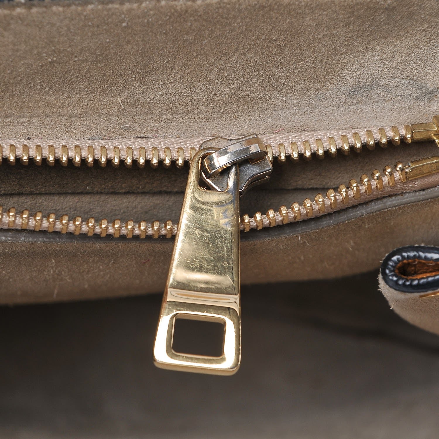 Chloe Grained Lambskin Large Drew Shoulder Bag Caramel 11 of 14