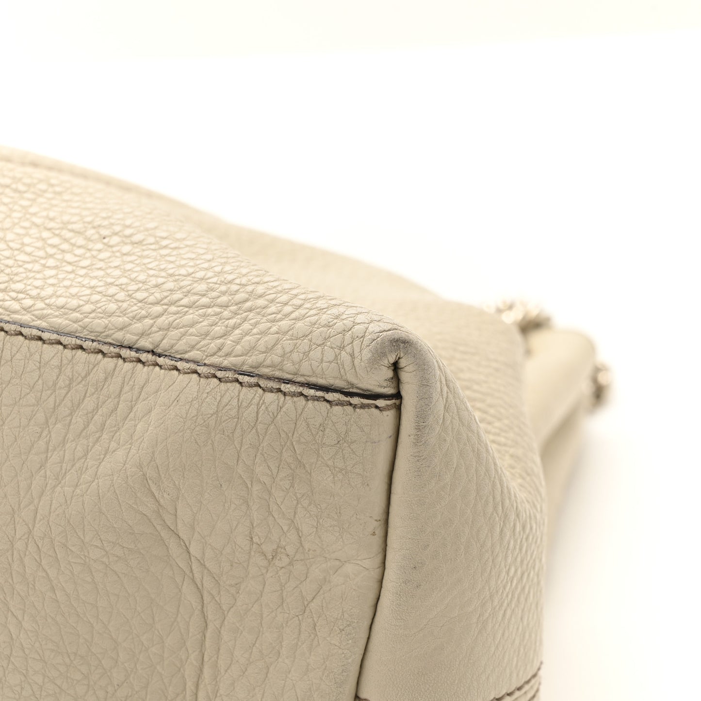 Pebbled Calfskin Medium Soho Chain Shoulder Bag Off White