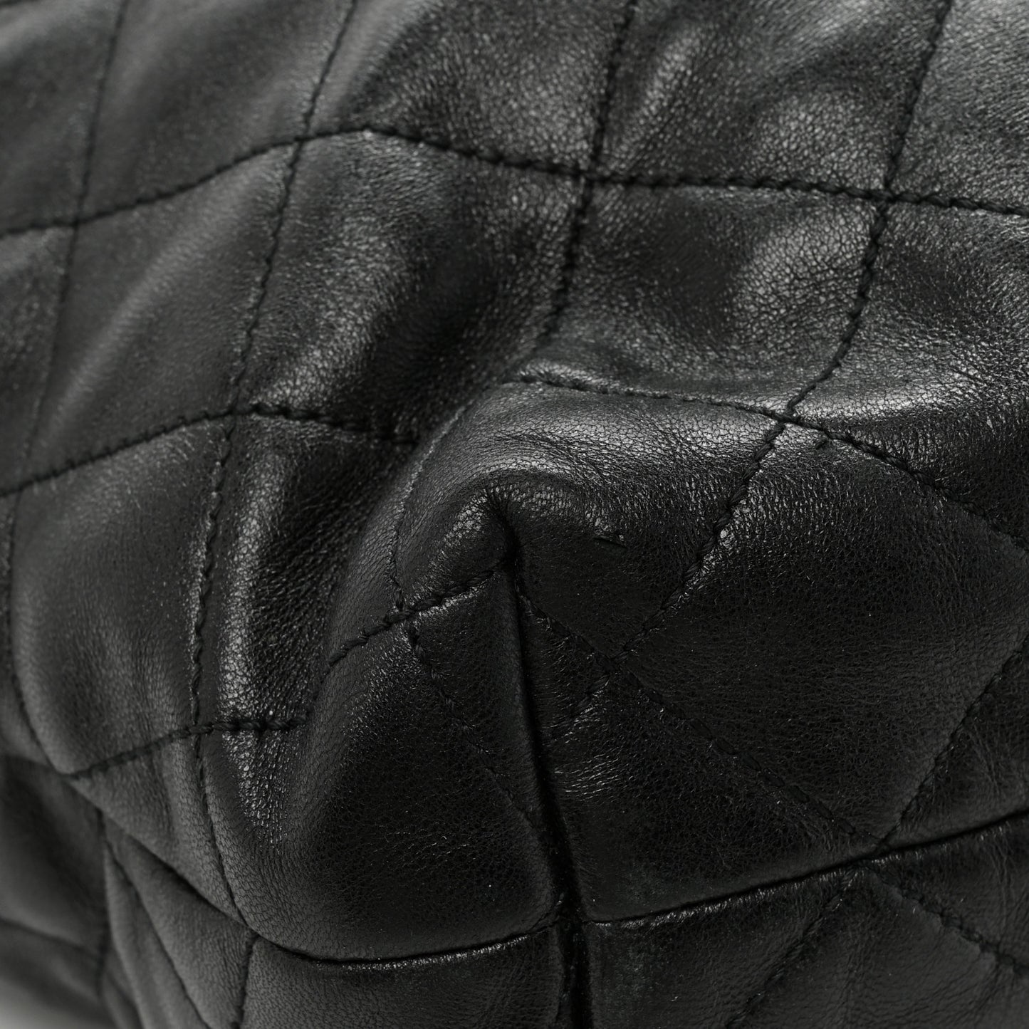 Lambskin Quilted Maxi Icare Shopping Tote Black