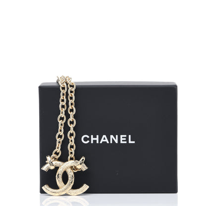Chanel Metal Quilted CC Necklace Gold 6 of 6