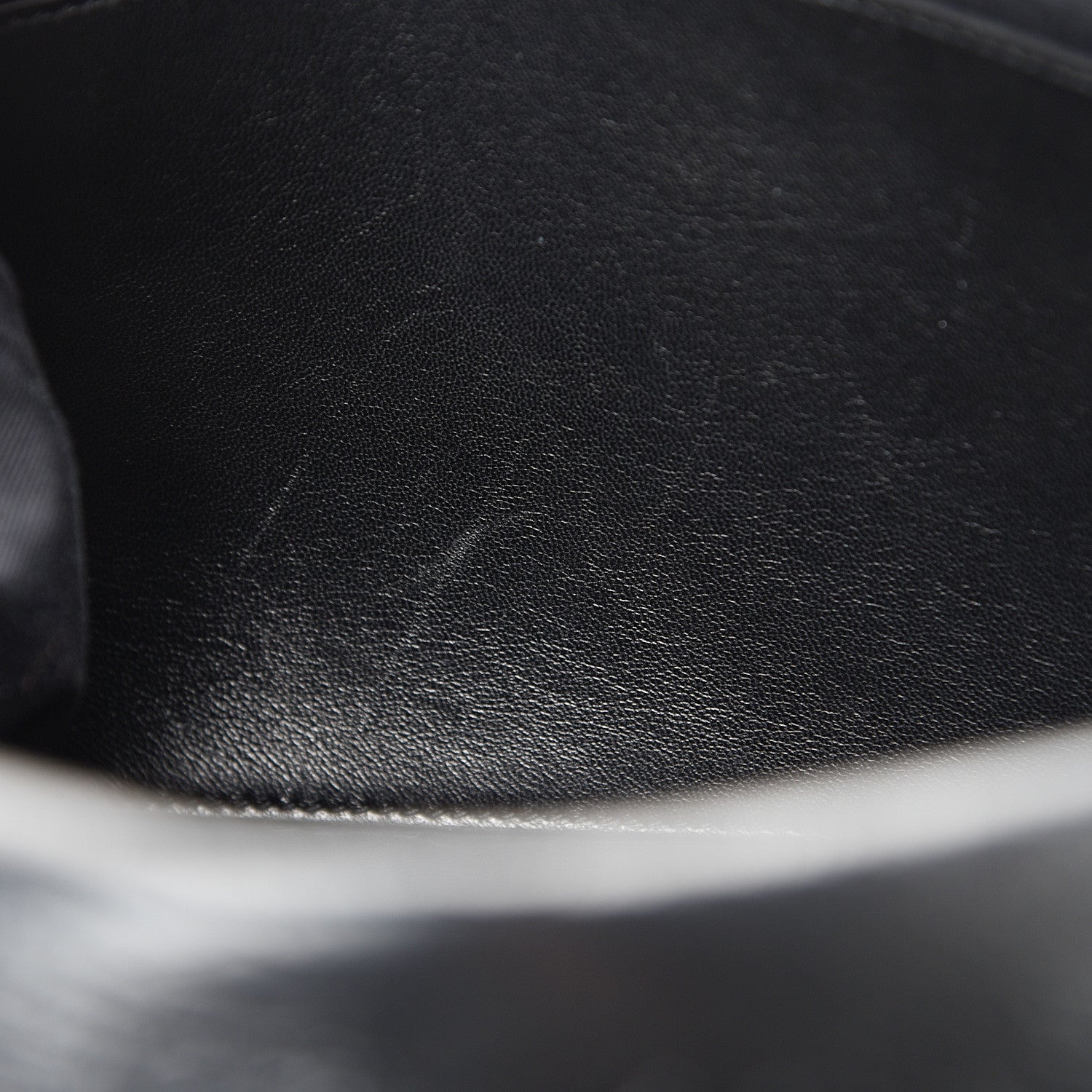 Saint Laurent Crinkled Calfskin Matelasse Monogram Medium Niki Chain Satchel Black 7 of 10