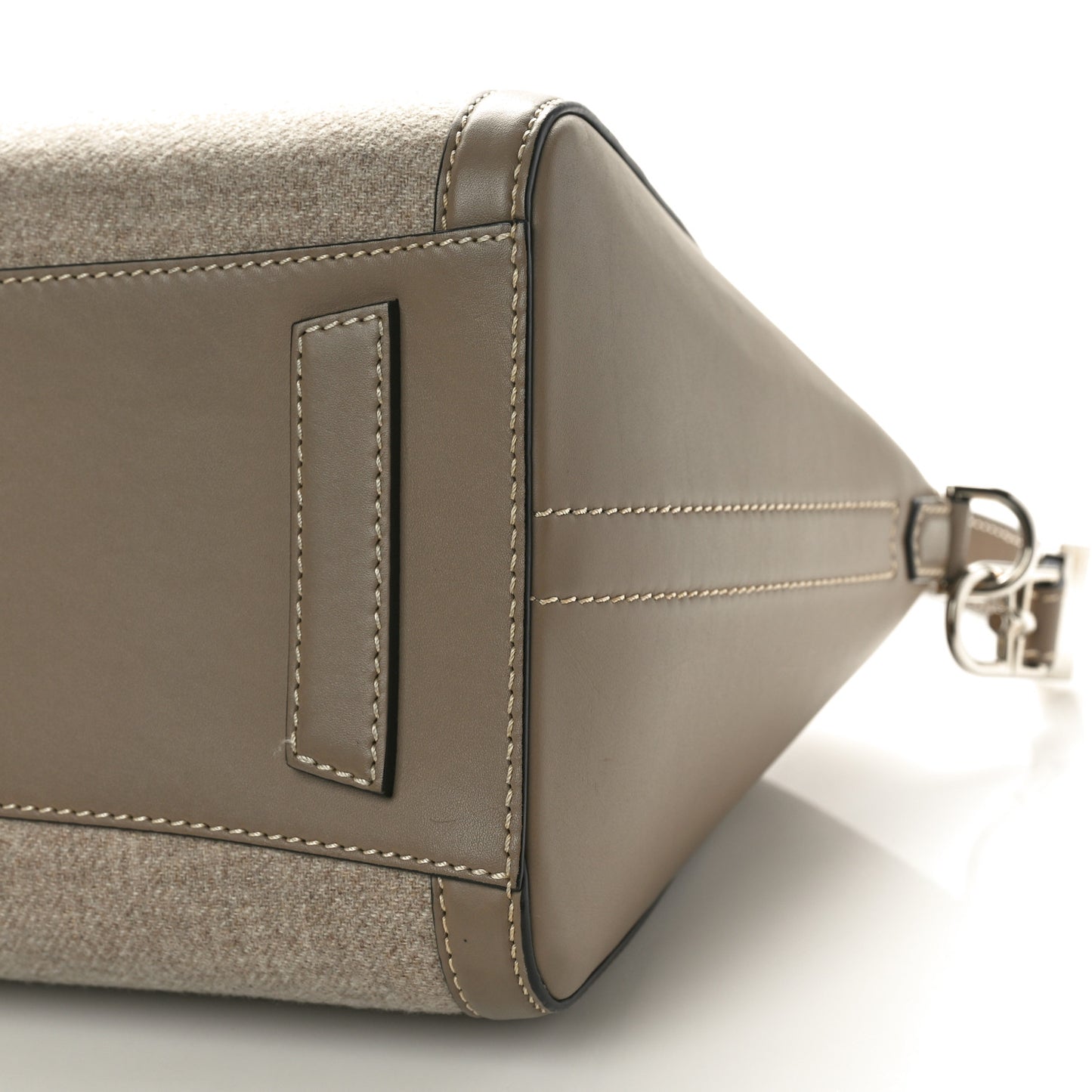 Calfskin Wool Medium Antigona Beige