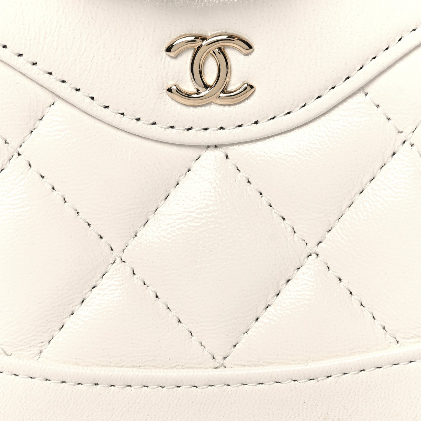 Shiny Lambskin Quilted Micro 31 Clutch With Chain White