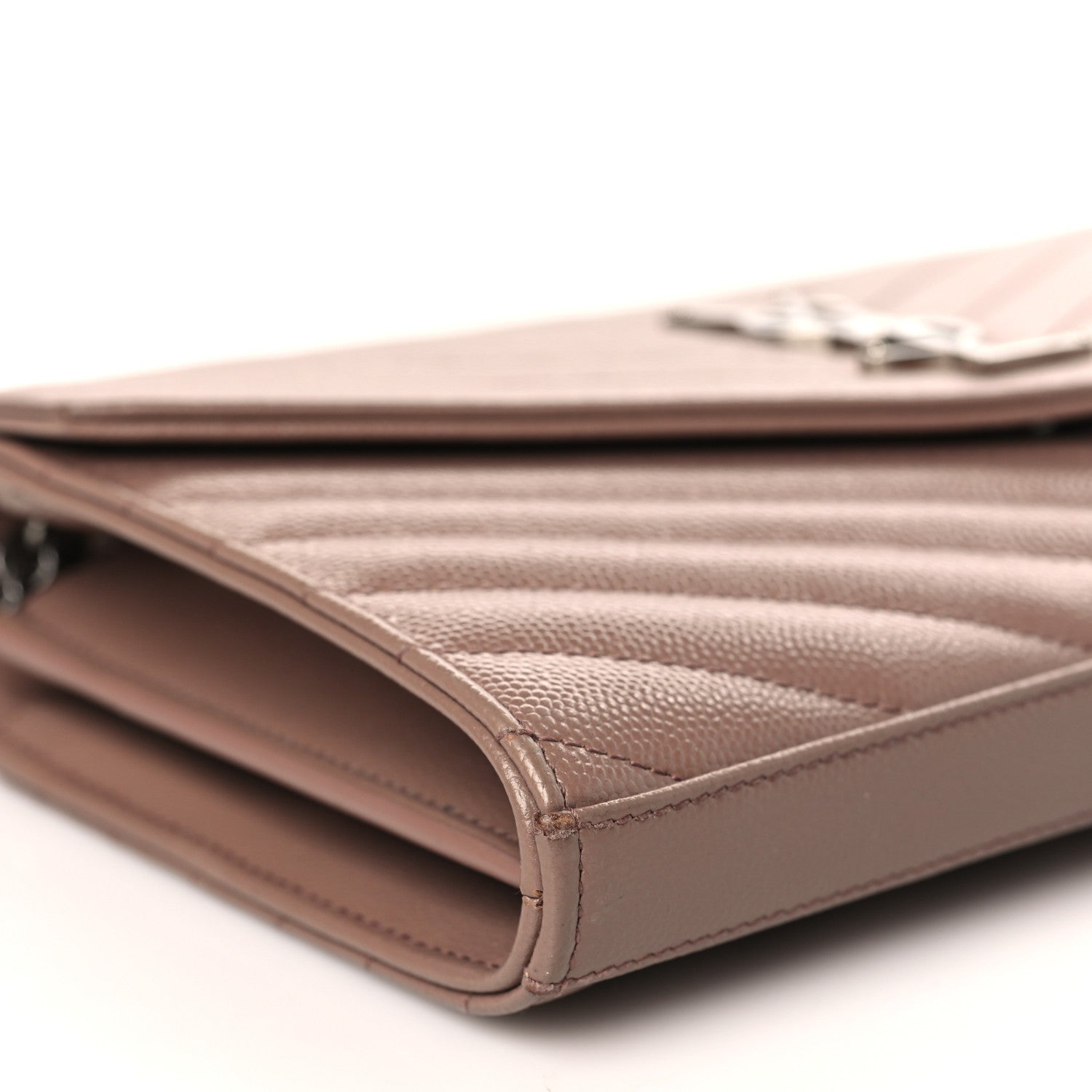 Saint Laurent Grain De Poudre Matelasse Chevron Monogram Chain Wallet Light Taupe 9 of 10